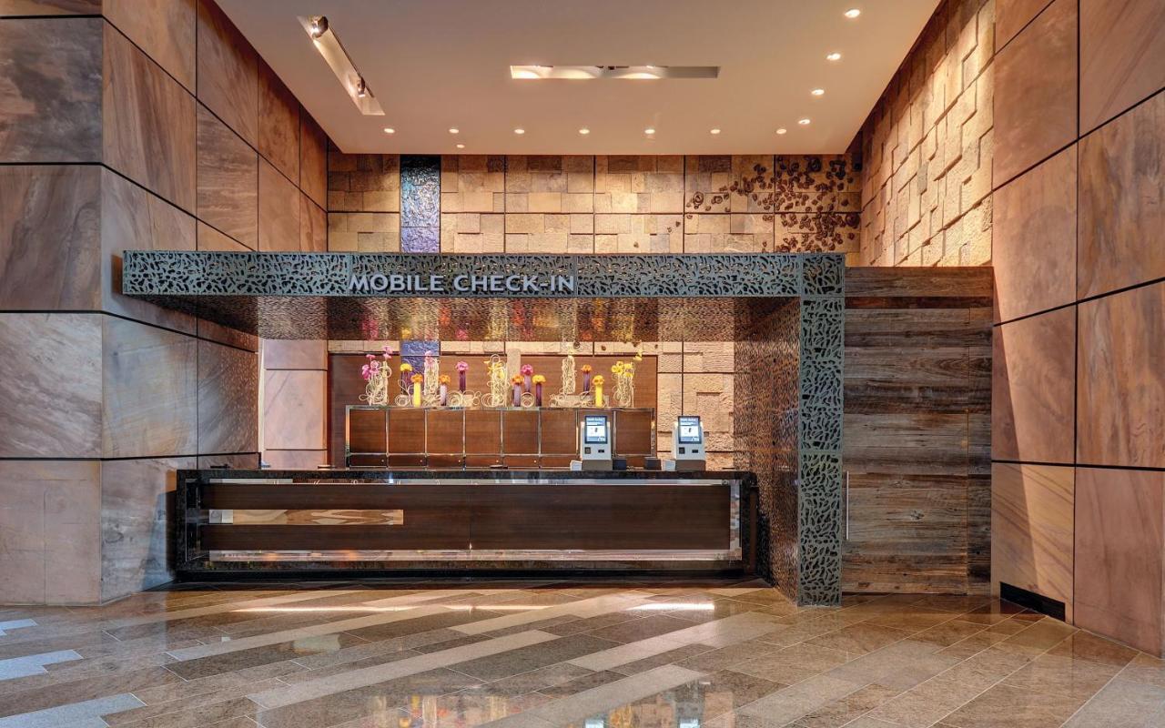 Aria Resort & Casino Λας Βέγκας Εξωτερικό φωτογραφία Mobile check-in counter at the airport